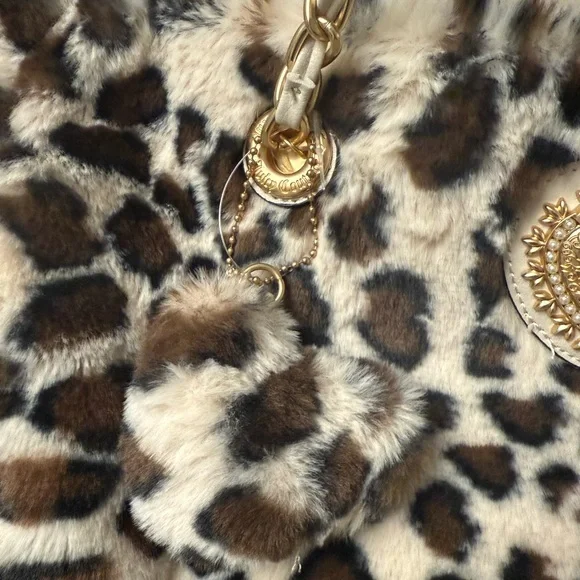 SOLD 
Juicy Couture Leopard Print Faux Fur Tote - Picture 4 of 6